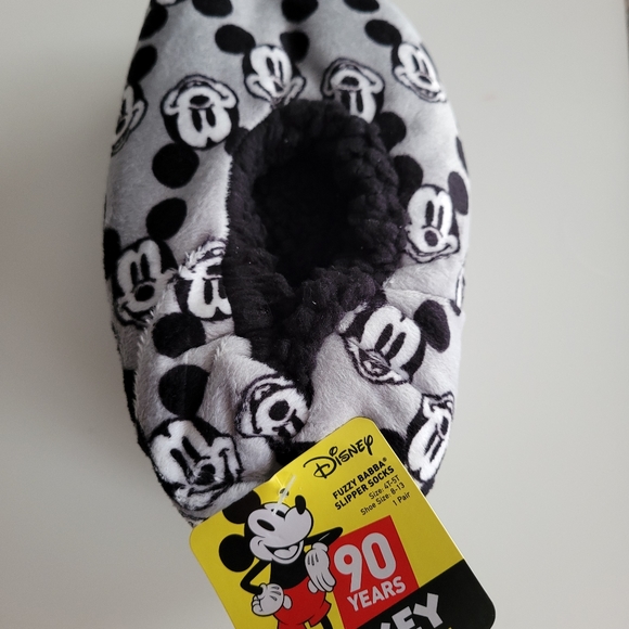 2T-3T DISNEY 90 YRS MICKEY FUZZY BABBA SLIPPER SOC - Picture 1 of 7